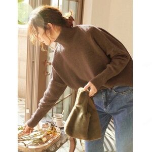 Brown Knit Turtleneck Pullover Sweater Long Sleeve Drop Shoulder